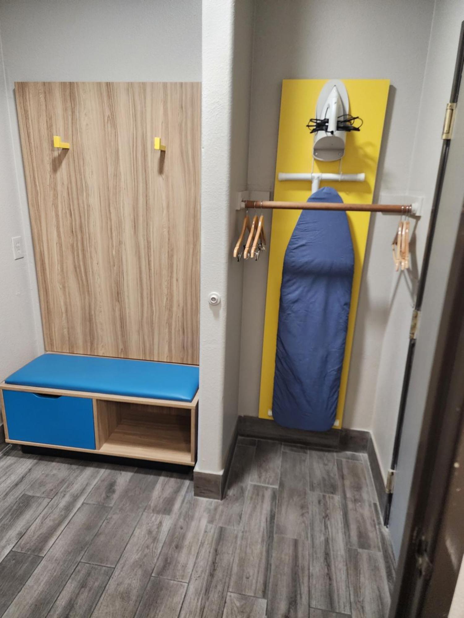 Days Inn & Suites By Wyndham Tucson/Marana Rom bilde