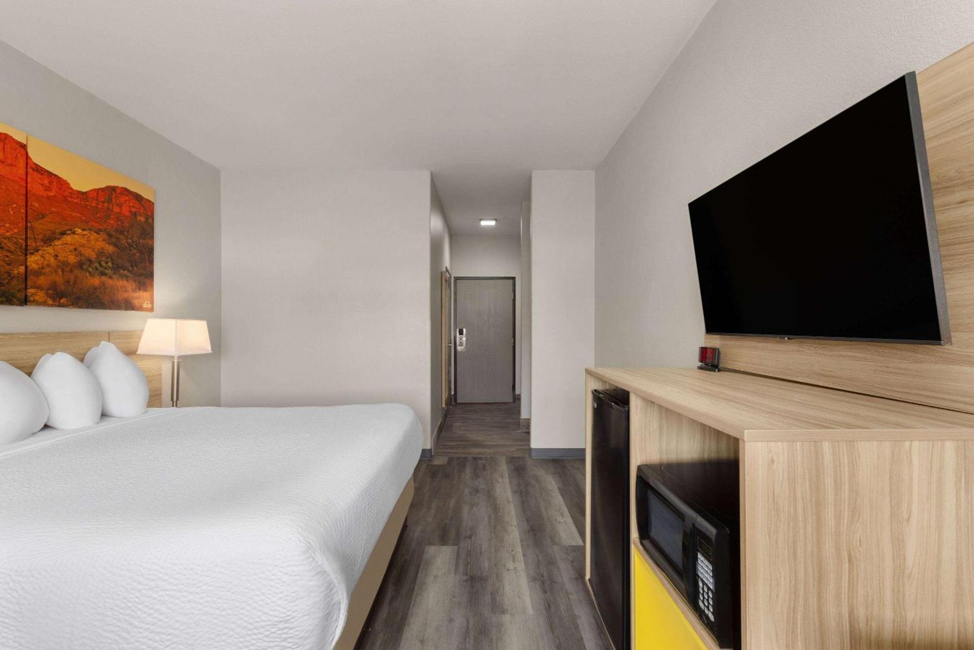 Days Inn & Suites By Wyndham Tucson/Marana Eksteriør bilde