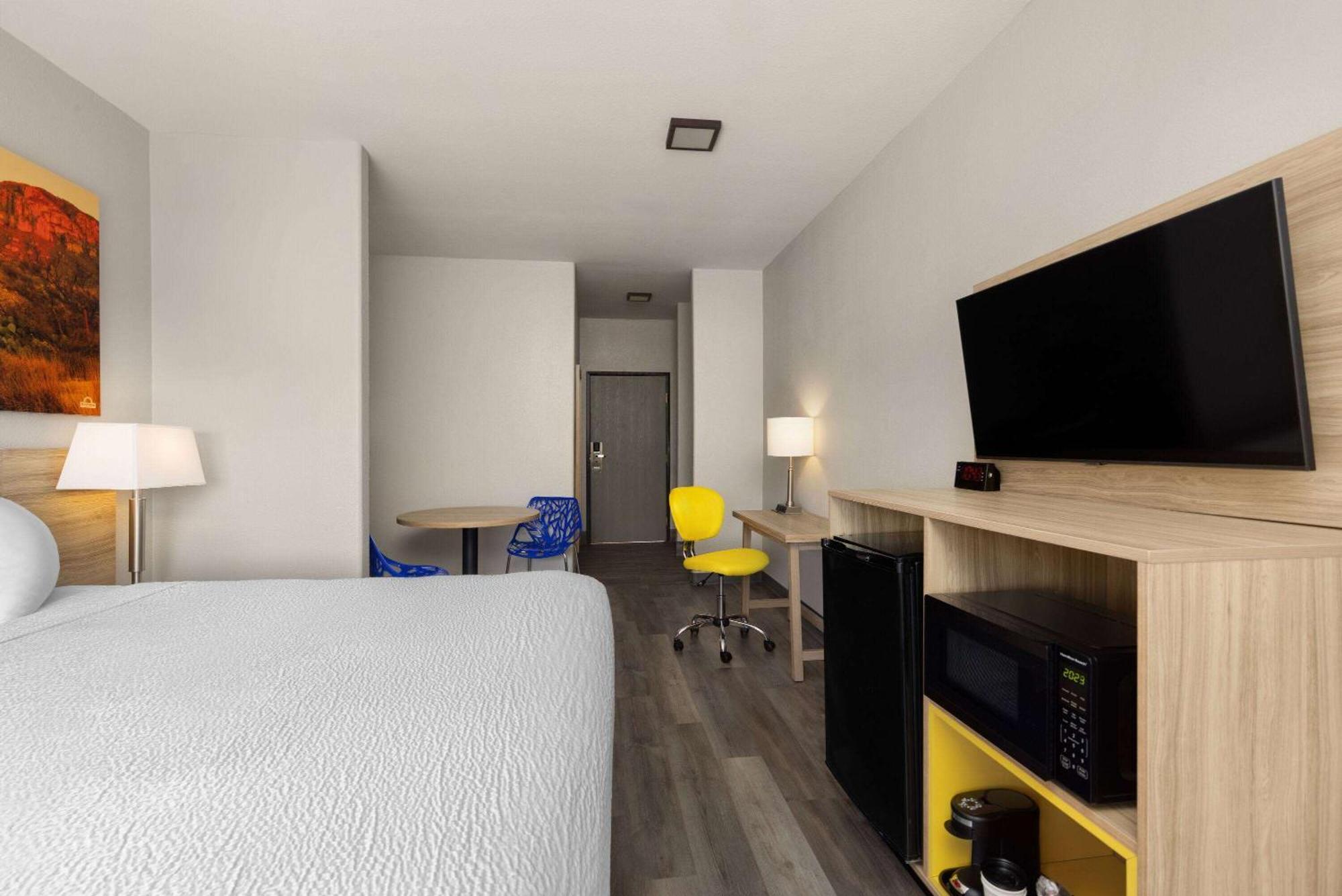 Days Inn & Suites By Wyndham Tucson/Marana Eksteriør bilde