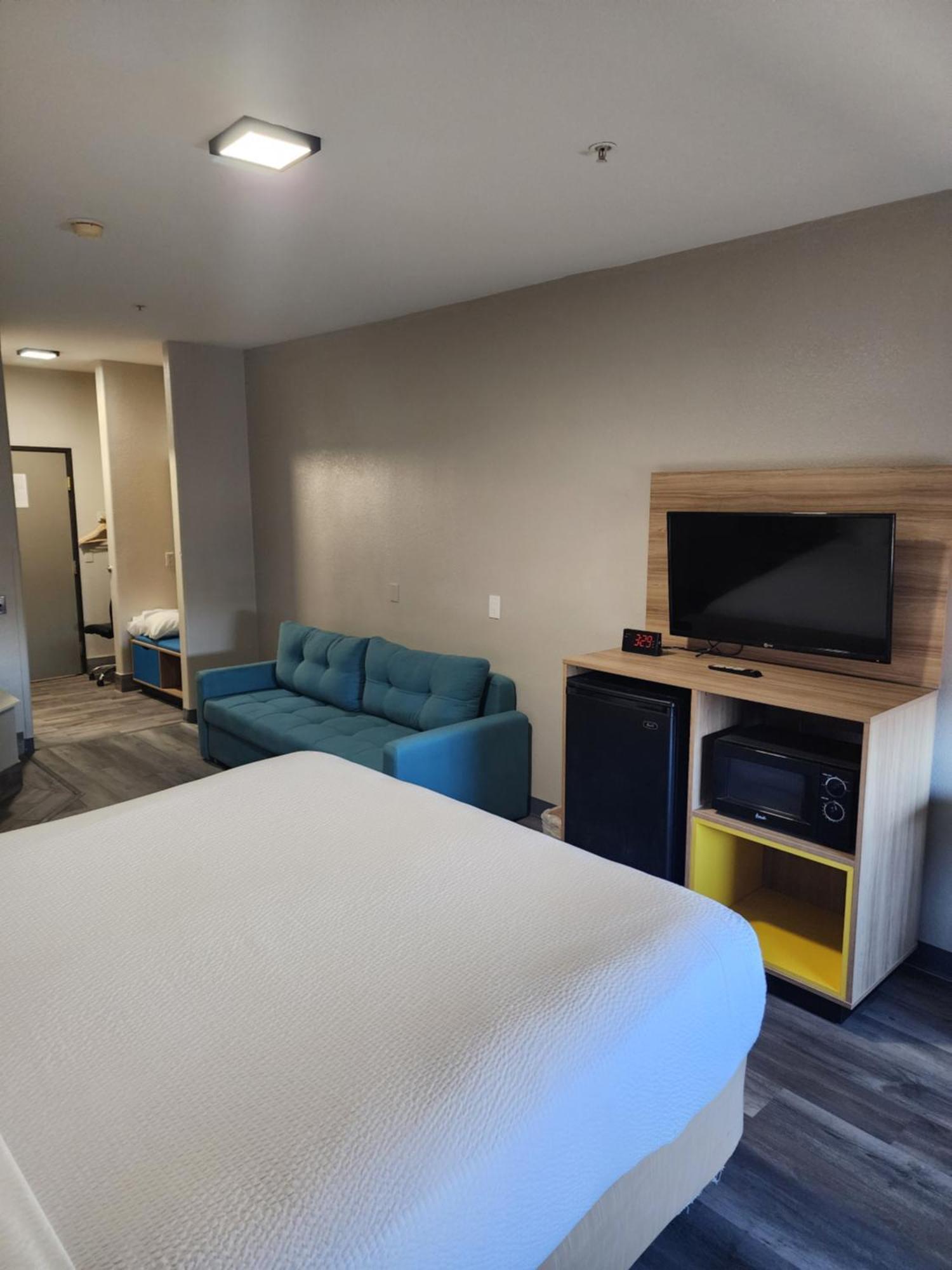 Days Inn & Suites By Wyndham Tucson/Marana Rom bilde